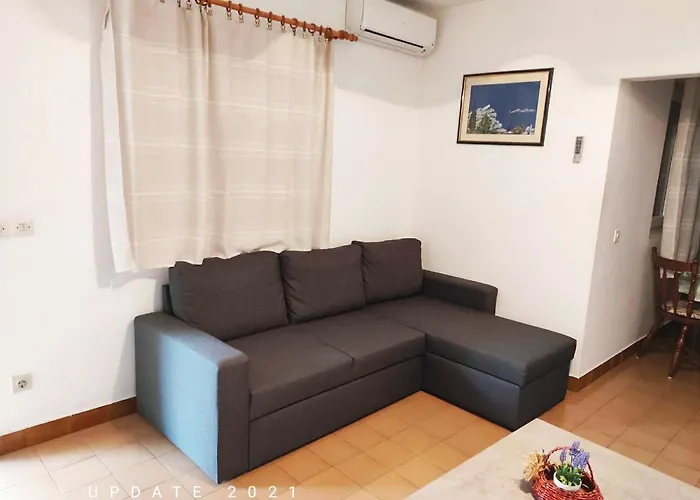 Tania Apartment *